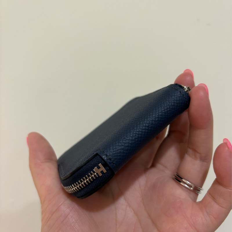 現貨商品 全新商品 全配商品 台灣購證 Hermes 經典絲巾零錢包 普魯士藍內拼豹紋愛心 法國製造-3