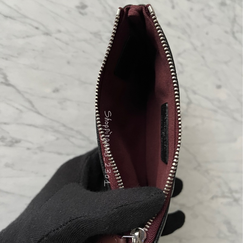 CHANEL經典黑銀一字拉鍊包 荔枝牛皮❗️尚未抵台-6
