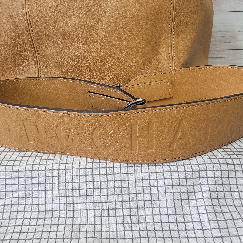 LONGCHAMP Le Pliage Cuir 系列小羊皮寬背帶短把折疊水餃包-9