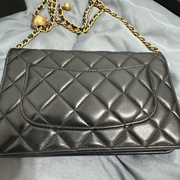 香奈兒黑色金球woc-7