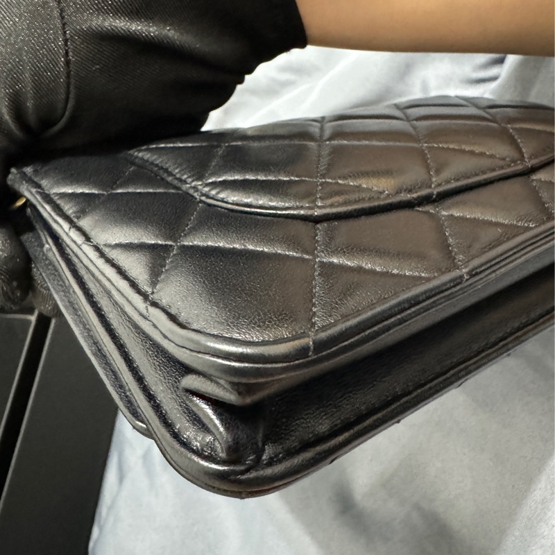 香奈兒黑色金球woc-8