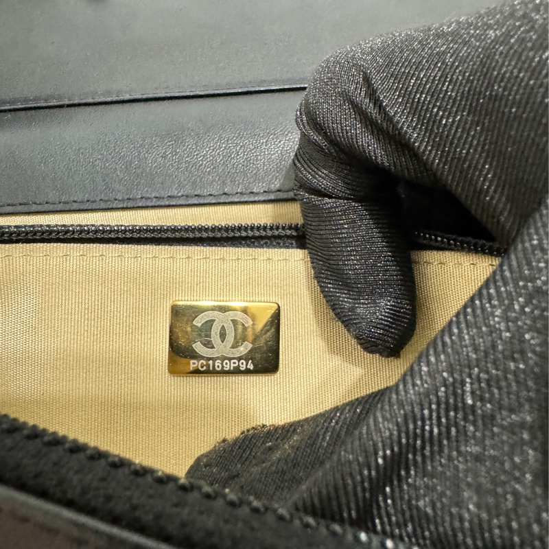 香奈兒黑色金球woc-27