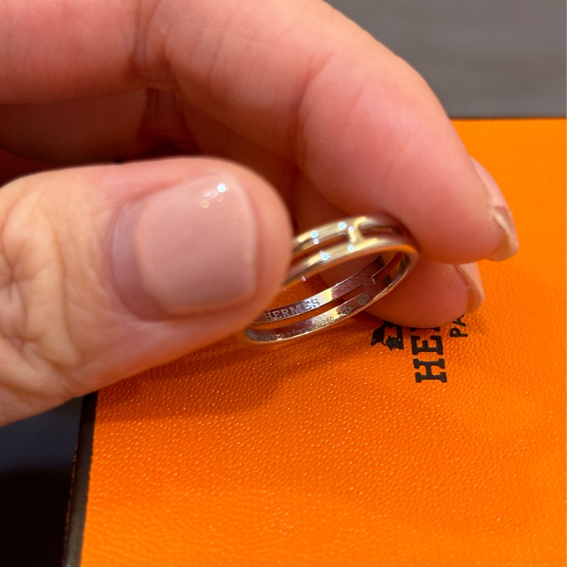 台灣櫃上買不到 現貨商品 全新商品 澳門購證 Hermes 白金戒指 結婚戒指 Ariane 尺寸53號-16