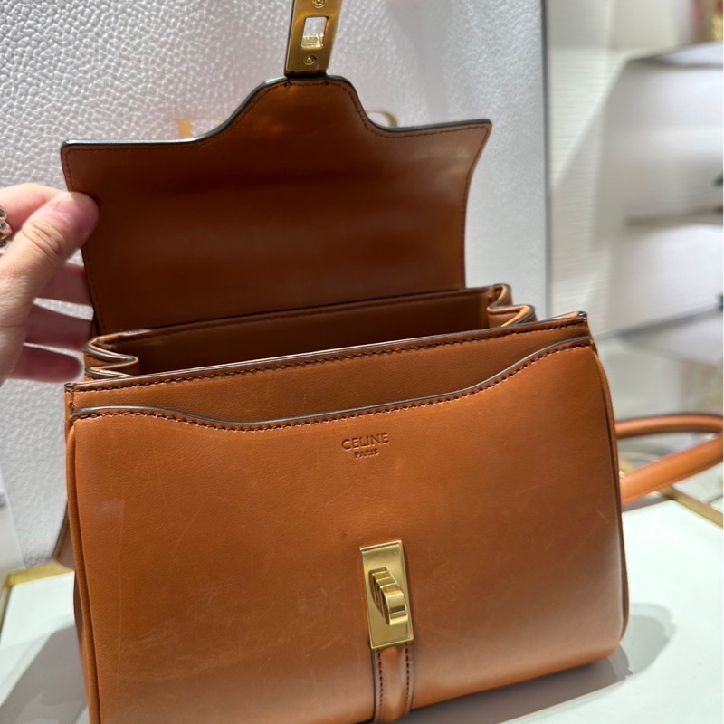 Celine 天然牛皮革小型16手袋 黃褐色 微風信義購入全配有發票 氣質質感上班族-5