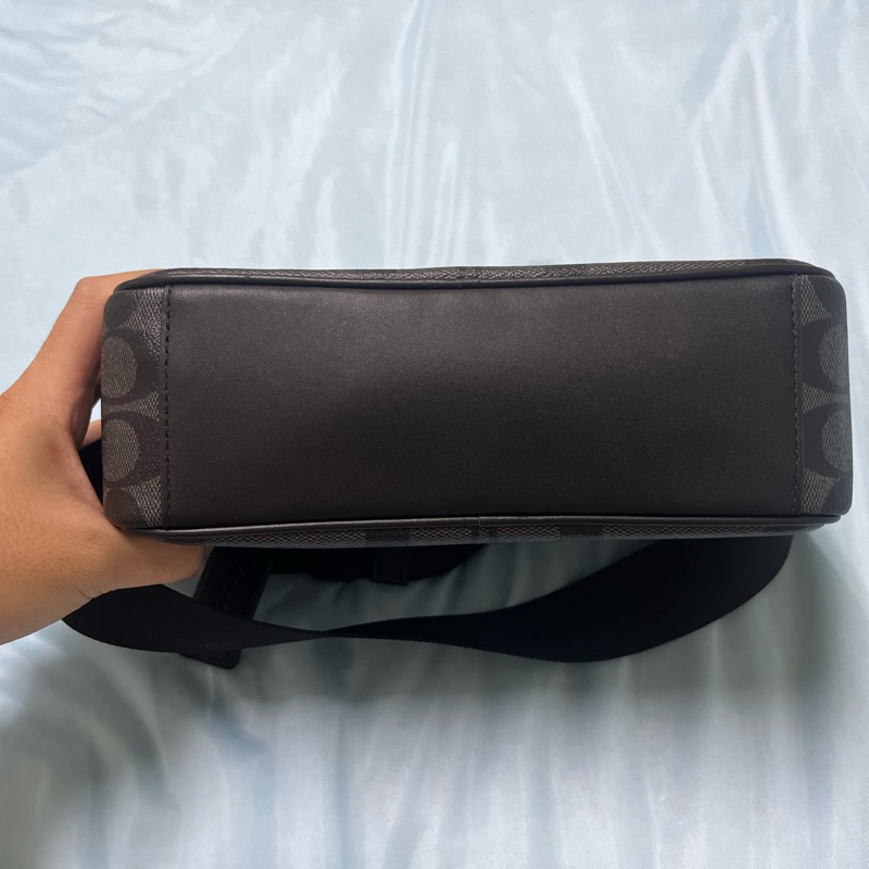 coach graham 斜背包 C4149-8