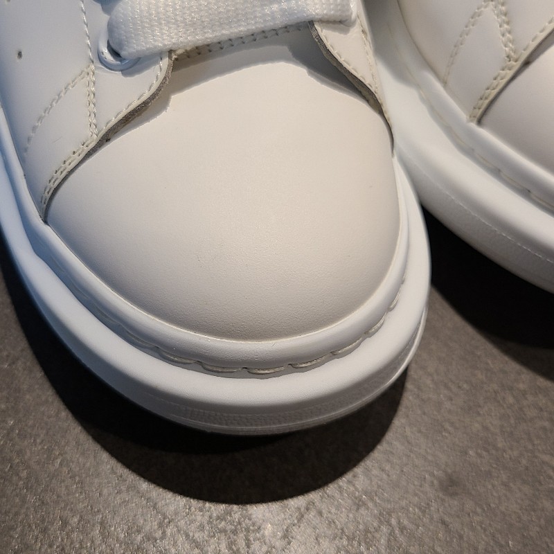 ALEXANDER MCQUEEN 麥昆小白鞋 黑尾 39號-3
