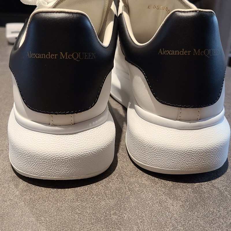 ALEXANDER MCQUEEN 麥昆小白鞋 黑尾 39號-4
