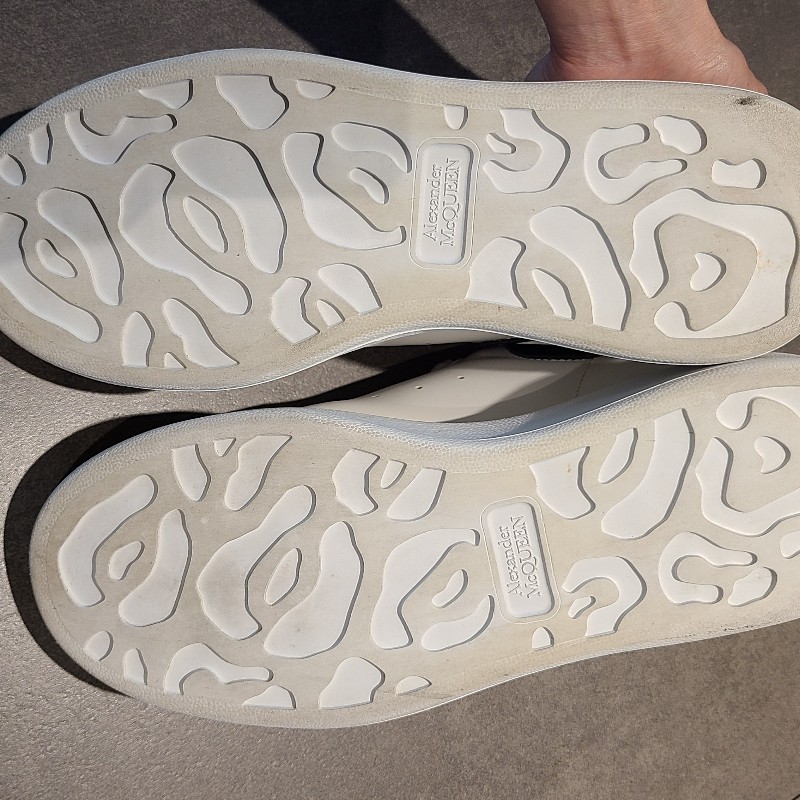 ALEXANDER MCQUEEN 麥昆小白鞋 黑尾 39號-8