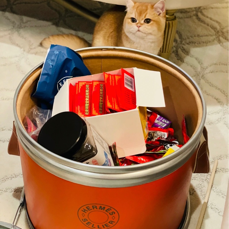 Hermes 飼料桶-4