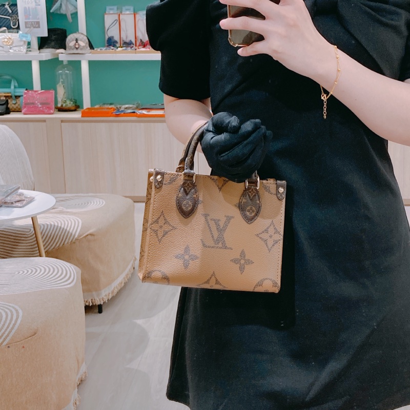 路易威登 經典老花On The Go BB Size 新Size-8