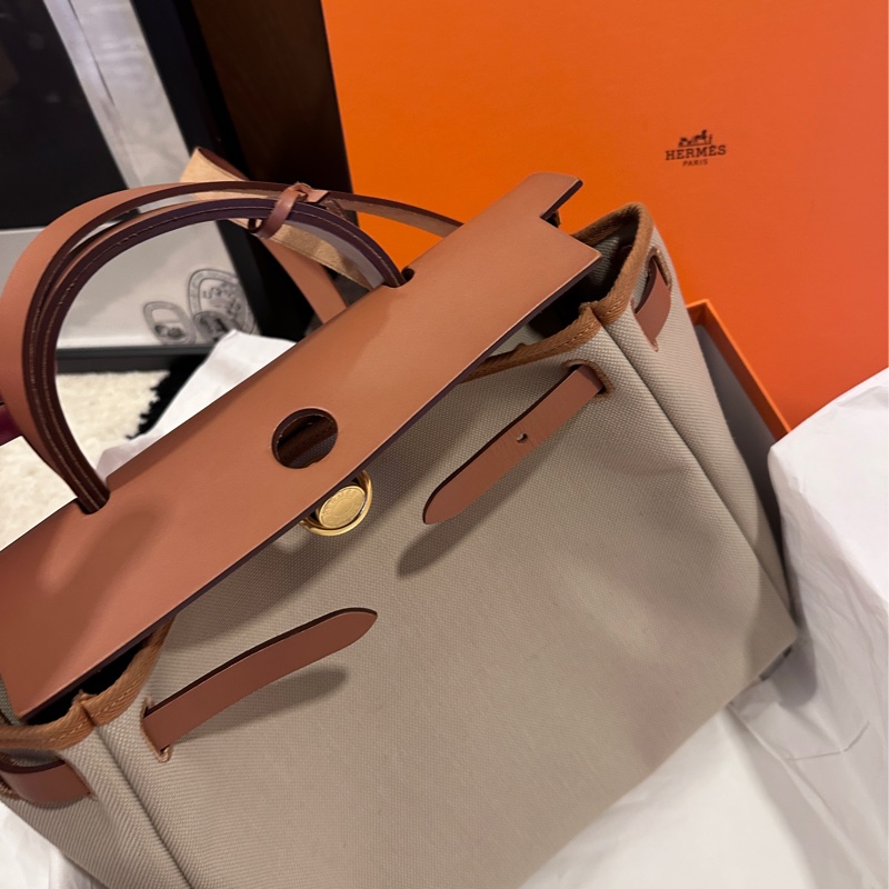 二手真品 Hermes 愛馬仕 Herbag 31 金棕金 冰川白-0