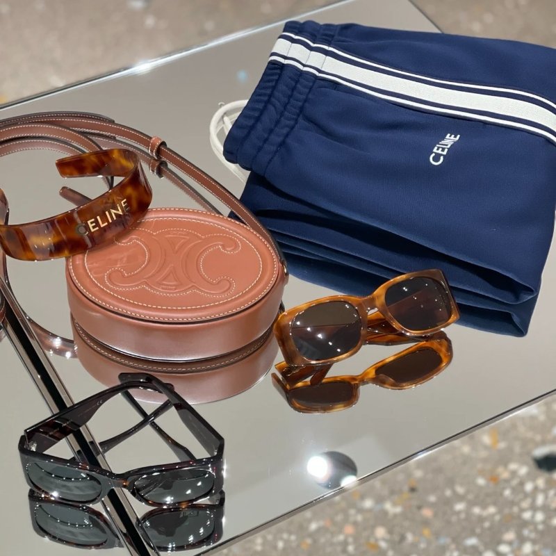 Celine 198603 凱旋門 Cuir Oval 中款月餅包 黃褐色《2024季度新品》-7