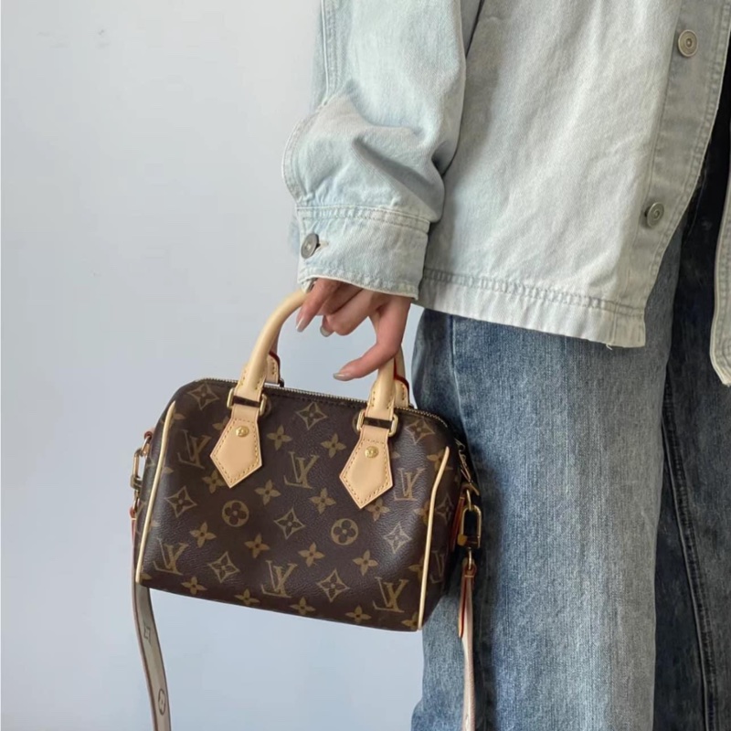 lv爆款speedy20奶茶色肩帶-5