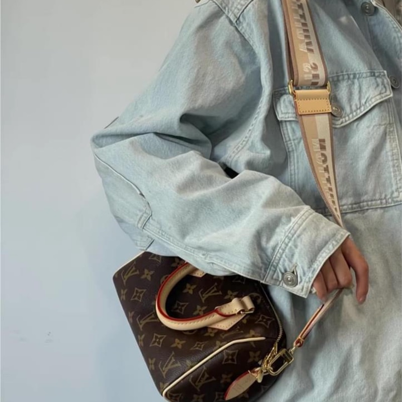 lv爆款speedy20奶茶色肩帶-6