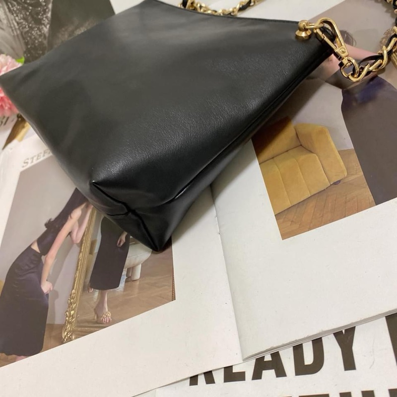 YSL聖羅蘭皮革手拿腋下鏈條包-8