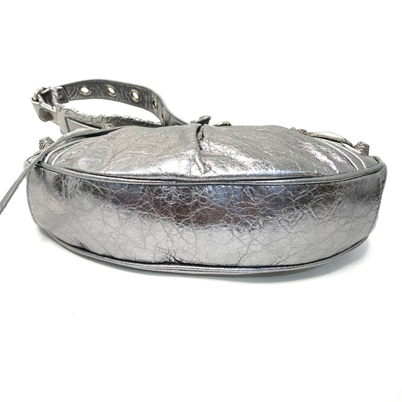 △ Balenciaga 巴黎世家 Le Cagole XS Silver Metallized Arena Lambskin Shoulder Bag 銀色金屬化小羊皮肩揹袋 671309 - 247007567-5