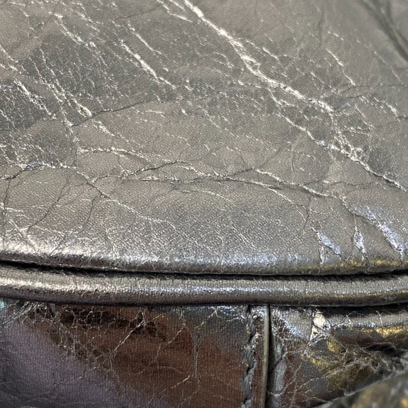 △ Balenciaga 巴黎世家 Le Cagole XS Silver Metallized Arena Lambskin Shoulder Bag 銀色金屬化小羊皮肩揹袋 671309 - 247007567-9