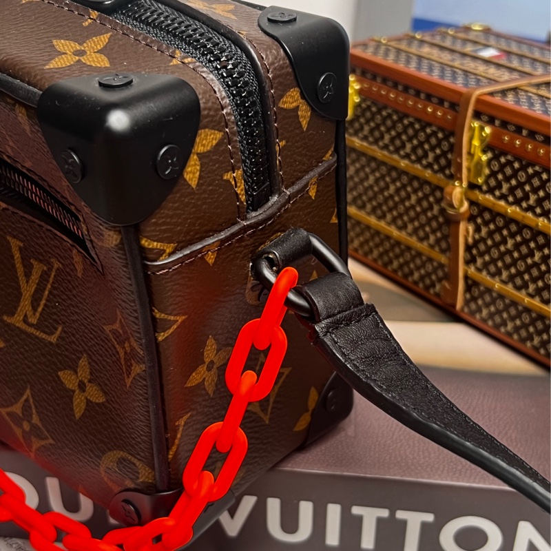 LV mini soft trunk 橘鍊 盒子包 《台灣購證》-14