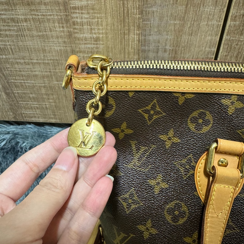 lv 斜背包 派拉蒙-8