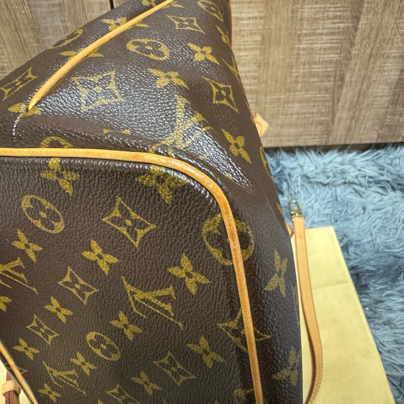 lv 斜背包 派拉蒙-18