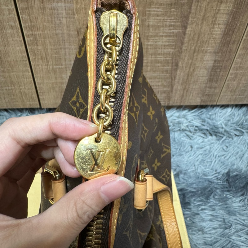 lv 斜背包 派拉蒙-22