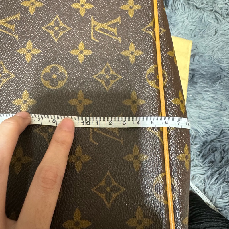 lv 斜背包 派拉蒙-36