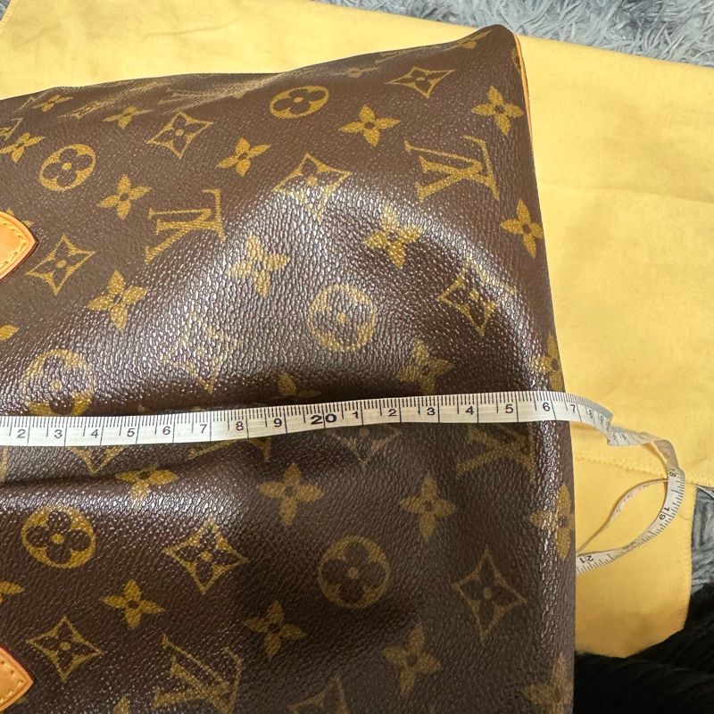 lv 斜背包 派拉蒙-37