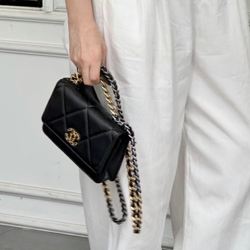 香奈兒19鏈條包WOC-29