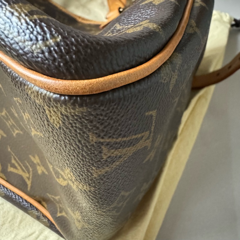 LV Batignolles Horizontal M51154 肩背包-18