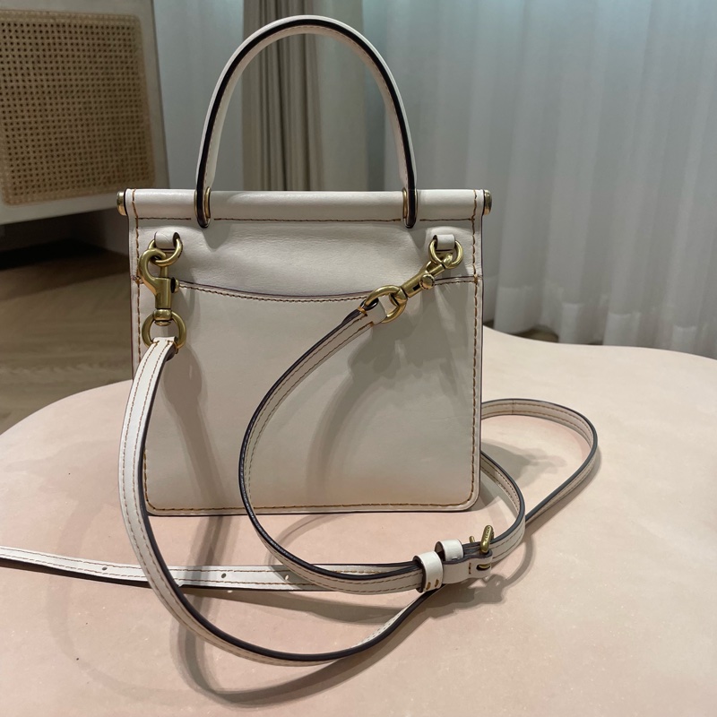 (售出)Coach Willis 18 復古迷你奶油側背包-2