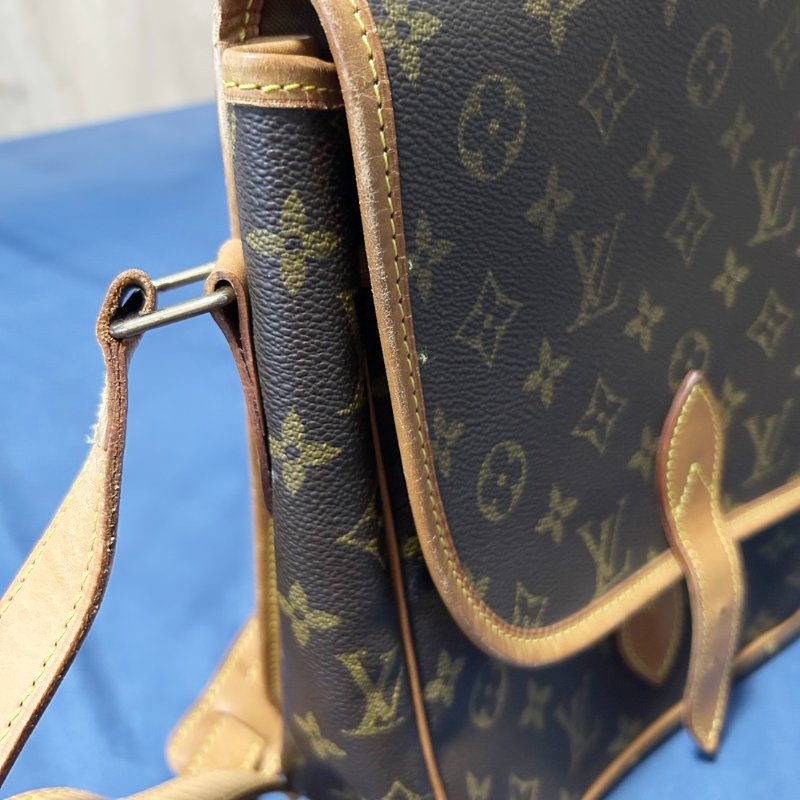 LOUIS VUITTON (LV) Gibeciere GM monogram 經典老花 肩包/斜背包/郵差包 (可放的下筆電)-7