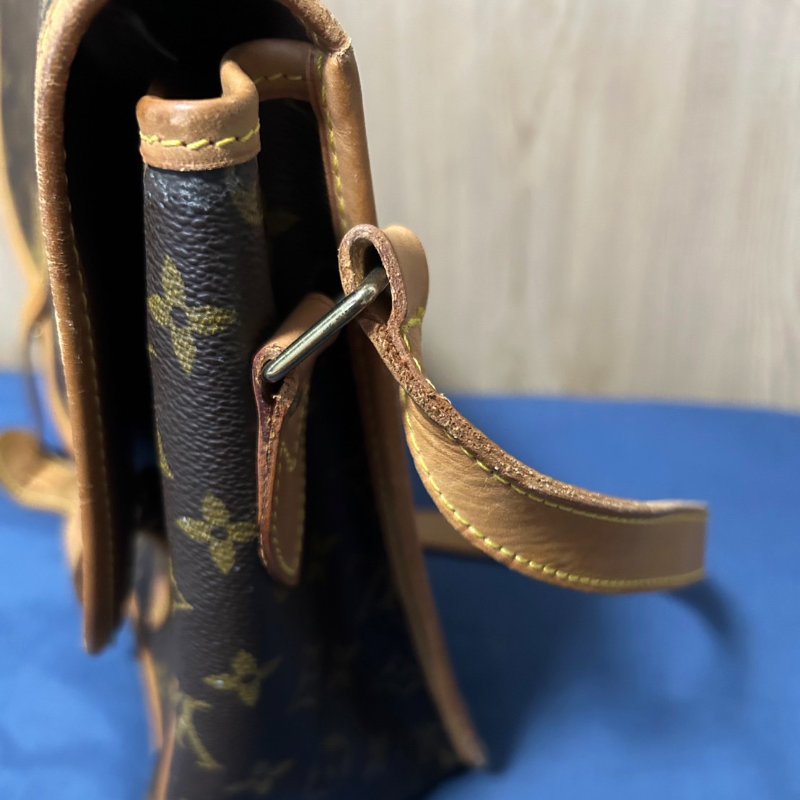 LOUIS VUITTON (LV) Gibeciere GM monogram 經典老花 肩包/斜背包/郵差包 (可放的下筆電)-14