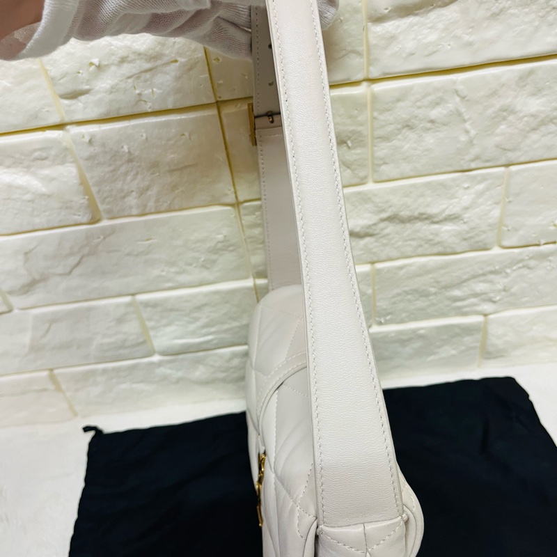 YSL Saint Laurent LE 57系列奶油白小 羊皮絎縫腋下包/肩背包 24cm-38
