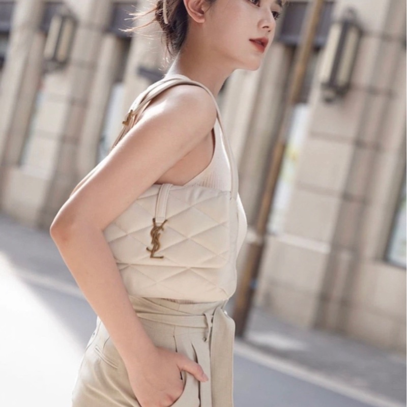 YSL Saint Laurent LE 57系列奶油白小 羊皮絎縫腋下包/肩背包 24cm-26