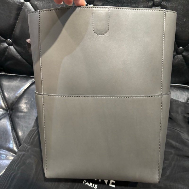 Celine sangle bucket 水桶包 大號 大象灰 滑皮-5