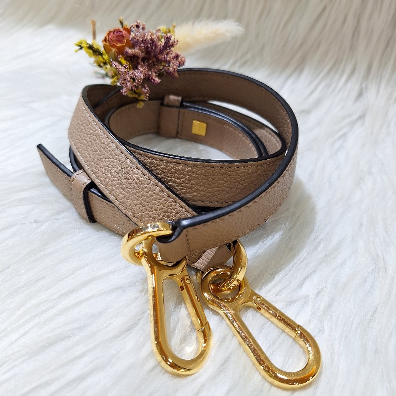 出清大特價LOEWE PUZZLE 24公分 沙色荔枝皮 幾何包 相機 拼圖包肩背 /手拿斜背包小號-19