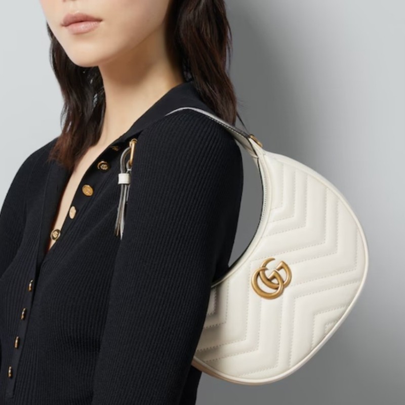 Gucci GG MARMONT 半月形迷你包-6