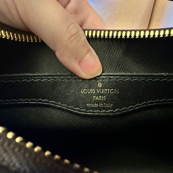 LV Louis Vuitton Boulogne牛角包 晶片款 編號M45831-11