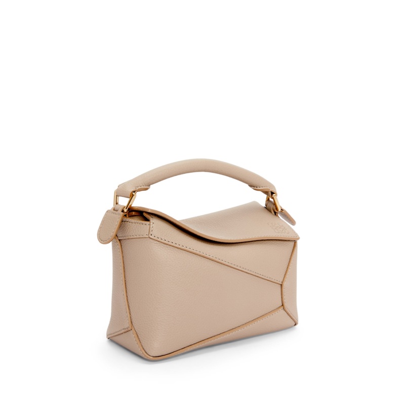 loewe mini puzzle edge 沙色-1