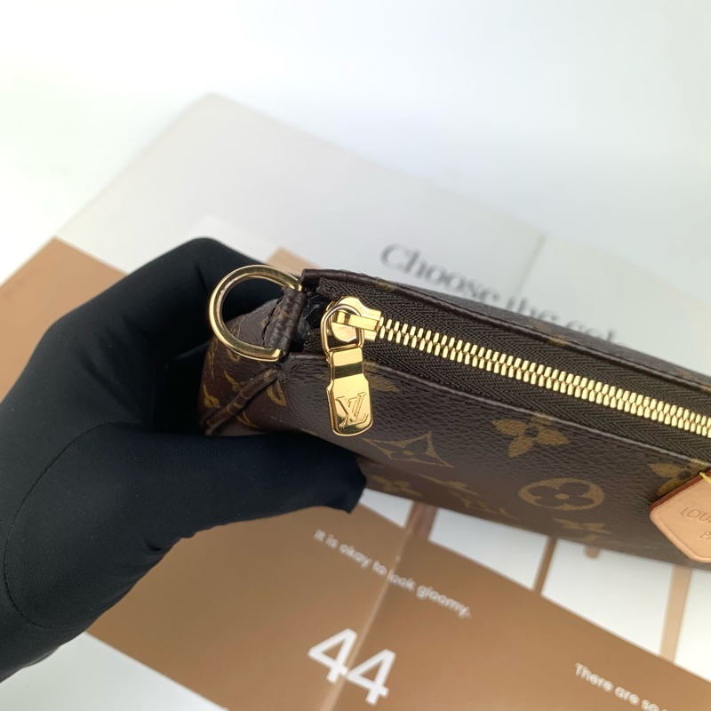 LV 五合一麻將包M44813-6