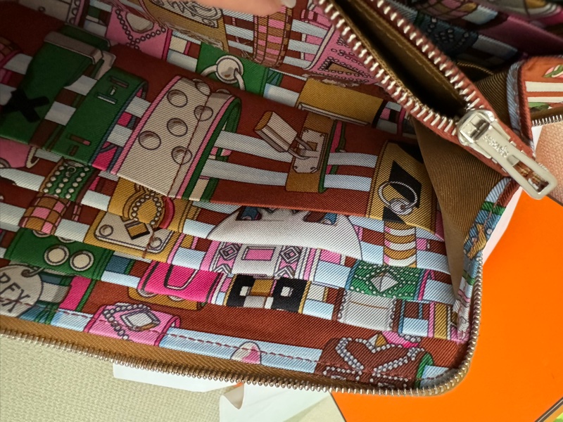 發財錢包! Hermes 長夾皮夾  silk’in wallet silkin wallet silk in wallet 絲巾長夾-3