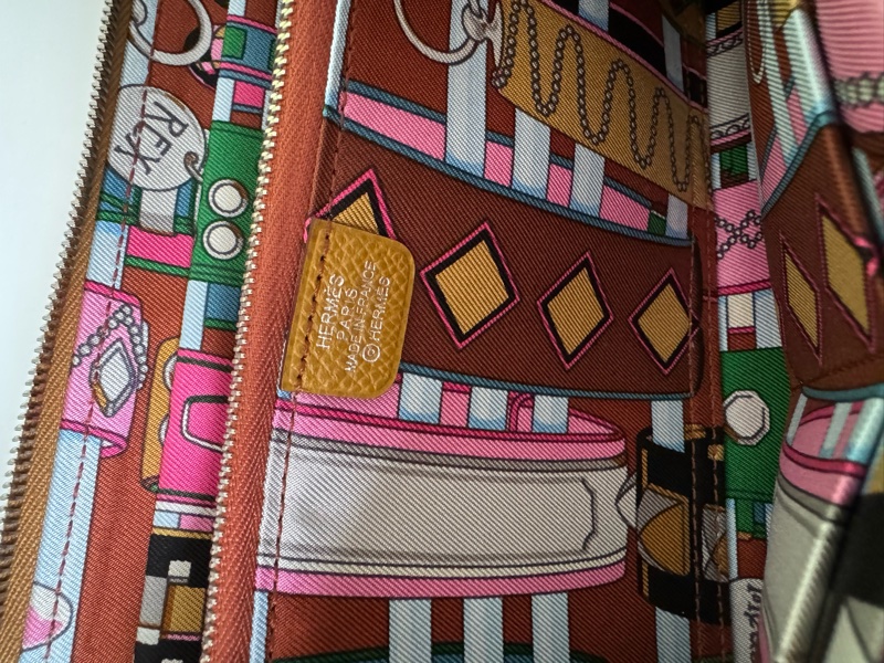發財錢包! Hermes 長夾皮夾  silk’in wallet silkin wallet silk in wallet 絲巾長夾-18