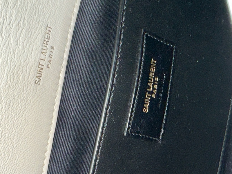 📍Ysl Niki Baby奶油白色-17