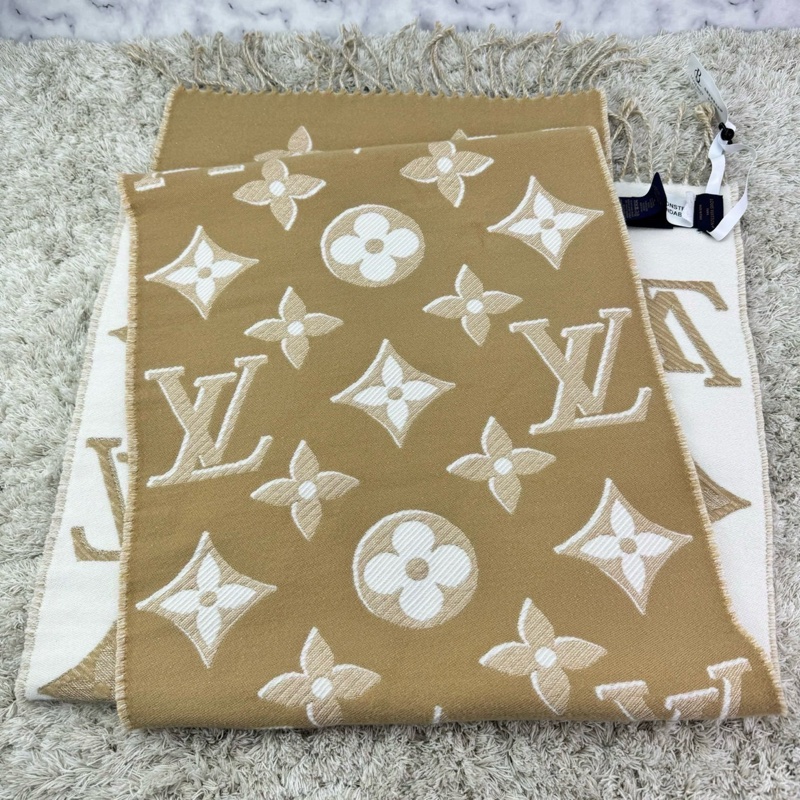 M78160 LV Essential Shine 圍巾 ⭕️全新閒置品⭕️-10