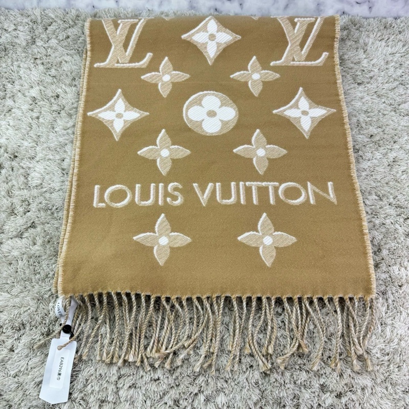 M78160 LV Essential Shine 圍巾 ⭕️全新閒置品⭕️-12