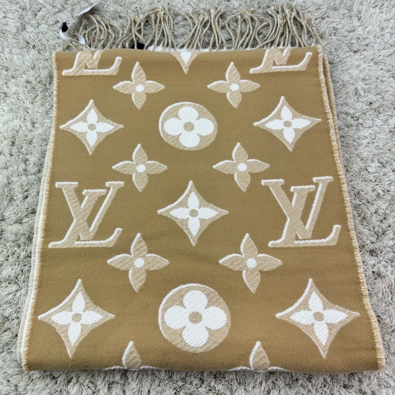 M78160 LV Essential Shine 圍巾 ⭕️全新閒置品⭕️-13