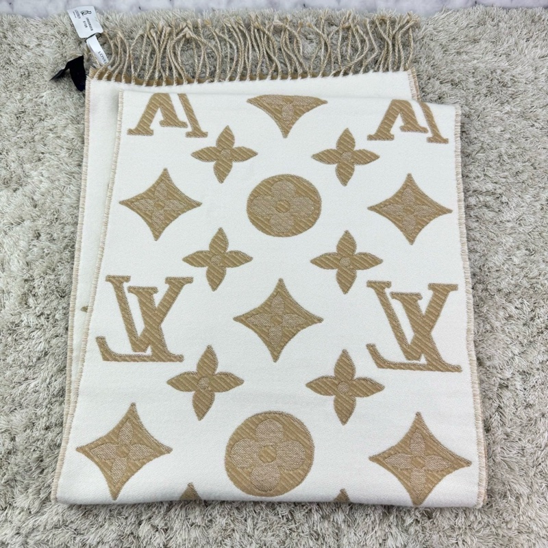 M78160 LV Essential Shine 圍巾 ⭕️全新閒置品⭕️-16