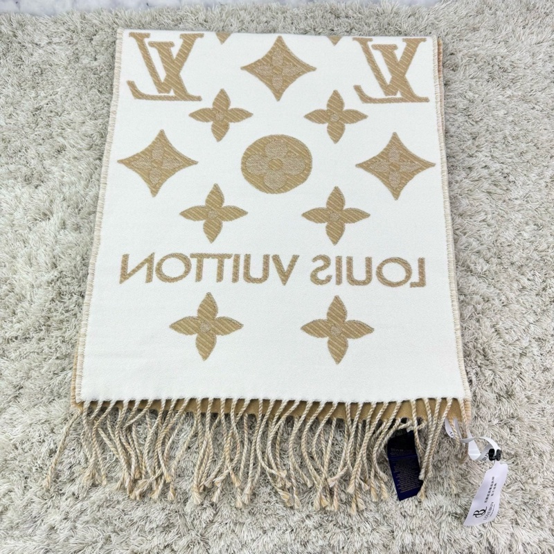 M78160 LV Essential Shine 圍巾 ⭕️全新閒置品⭕️-17