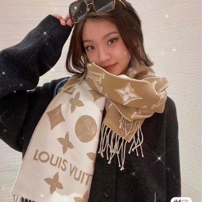 M78160 LV Essential Shine 圍巾 ⭕️全新閒置品⭕️-22