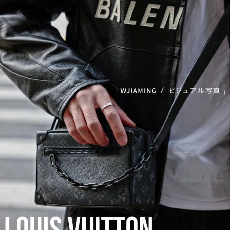 LV M44735 SOFT TRUNK系列經典Eclipse帆布印花拉鍊肩背方包(迷你)  👉晶片款👉中性款式男  女都可輕鬆駕馭-3